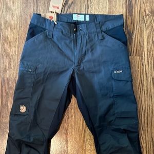 Brand New Men’s Fjallraven Kaipak Trousers EU 48 Reg USA 32x32